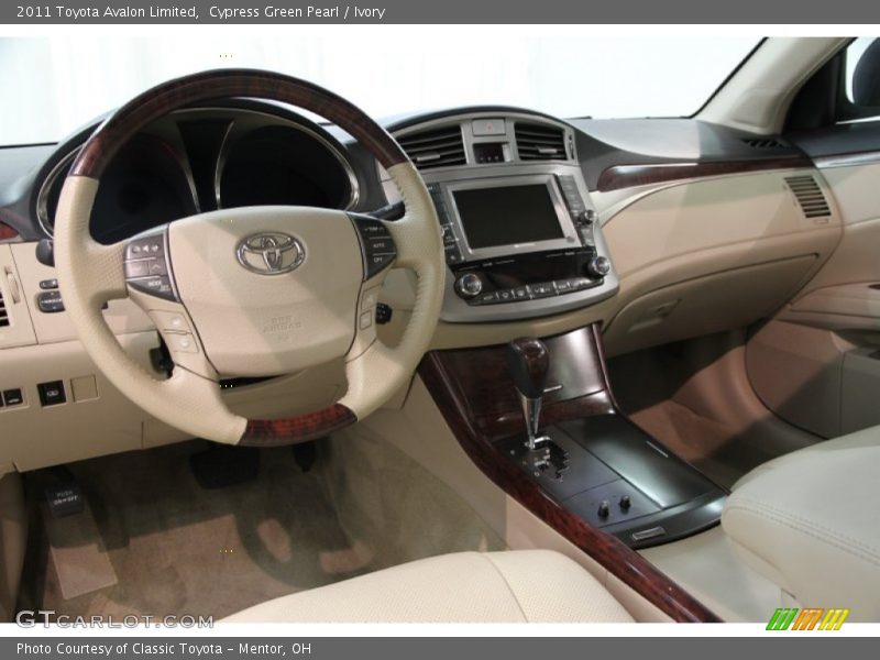 Cypress Green Pearl / Ivory 2011 Toyota Avalon Limited