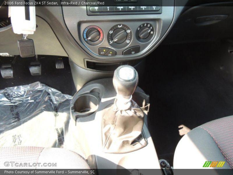 Infra-Red / Charcoal/Red 2006 Ford Focus ZX4 ST Sedan