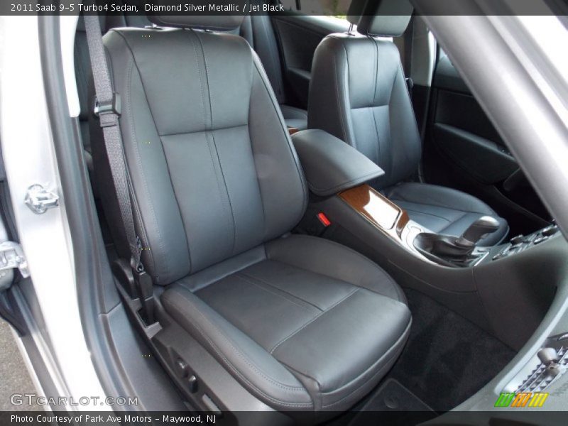 Front Seat of 2011 9-5 Turbo4 Sedan