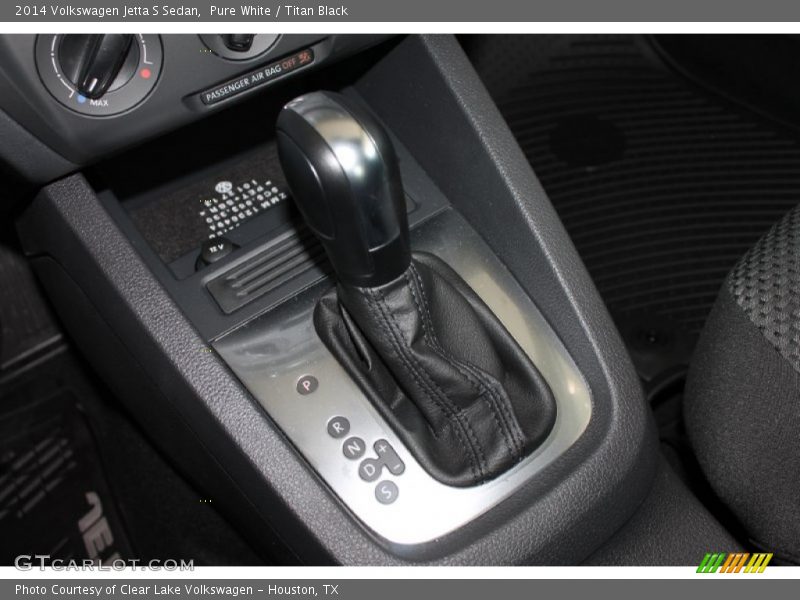 Pure White / Titan Black 2014 Volkswagen Jetta S Sedan