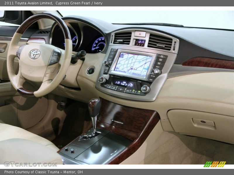 Cypress Green Pearl / Ivory 2011 Toyota Avalon Limited
