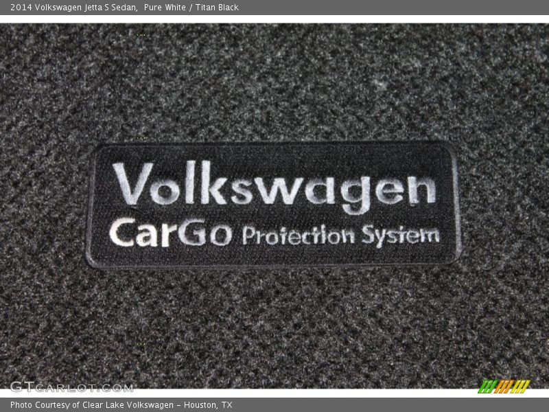 Pure White / Titan Black 2014 Volkswagen Jetta S Sedan