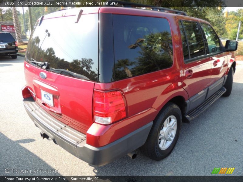 Redfire Metallic / Medium Flint Grey 2005 Ford Expedition XLT