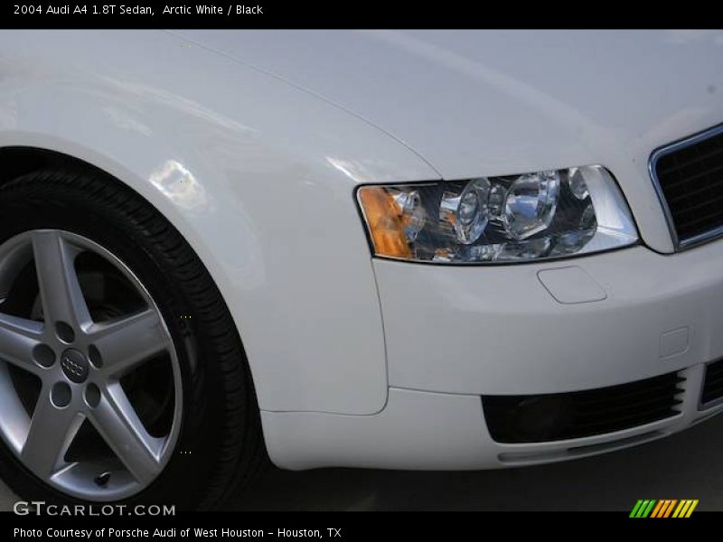 Arctic White / Black 2004 Audi A4 1.8T Sedan