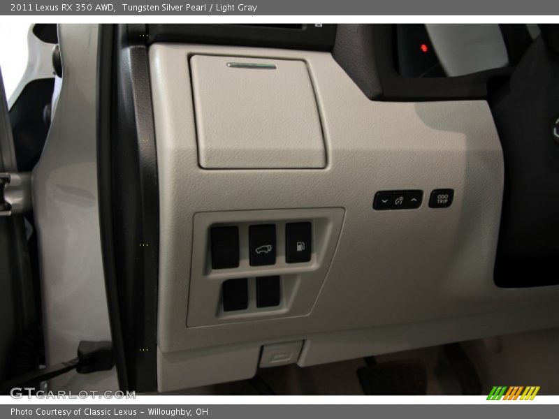 Tungsten Silver Pearl / Light Gray 2011 Lexus RX 350 AWD