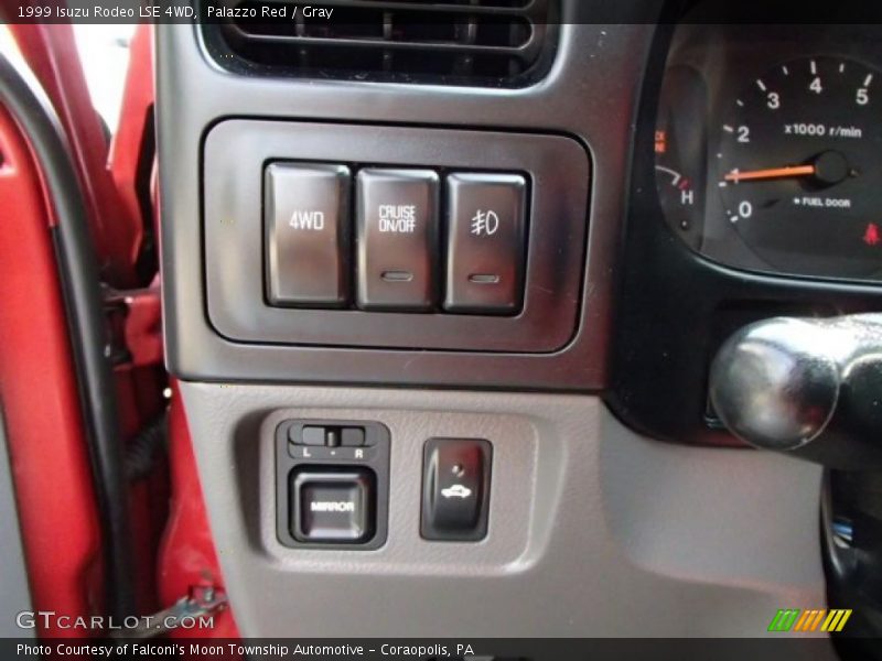 Palazzo Red / Gray 1999 Isuzu Rodeo LSE 4WD