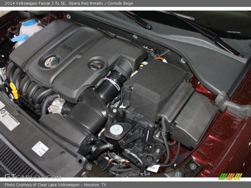 Opera Red Metallic / Cornsilk Beige 2014 Volkswagen Passat 2.5L SE
