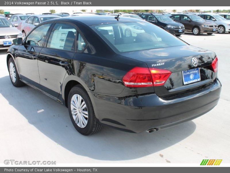 Black / Titan Black 2014 Volkswagen Passat 2.5L S