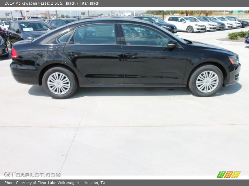 Black / Titan Black 2014 Volkswagen Passat 2.5L S