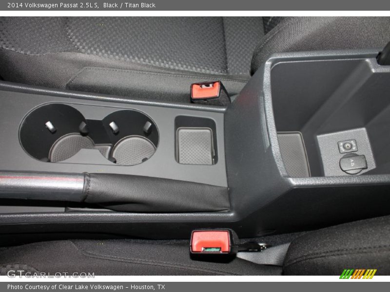 Black / Titan Black 2014 Volkswagen Passat 2.5L S