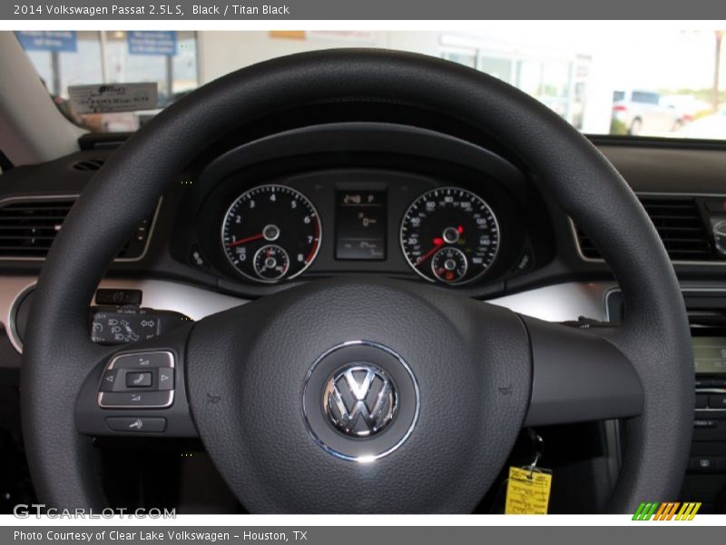 Black / Titan Black 2014 Volkswagen Passat 2.5L S