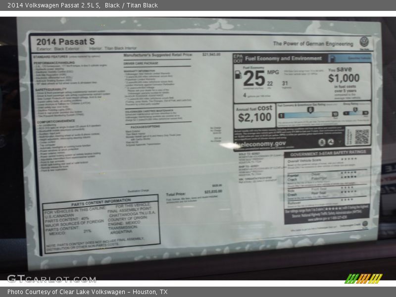 Black / Titan Black 2014 Volkswagen Passat 2.5L S