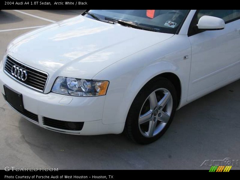 Arctic White / Black 2004 Audi A4 1.8T Sedan