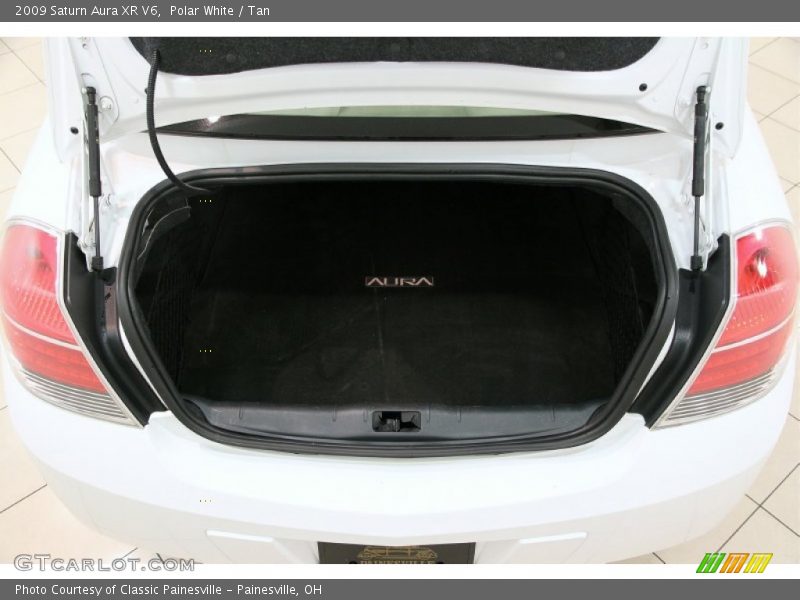 Polar White / Tan 2009 Saturn Aura XR V6