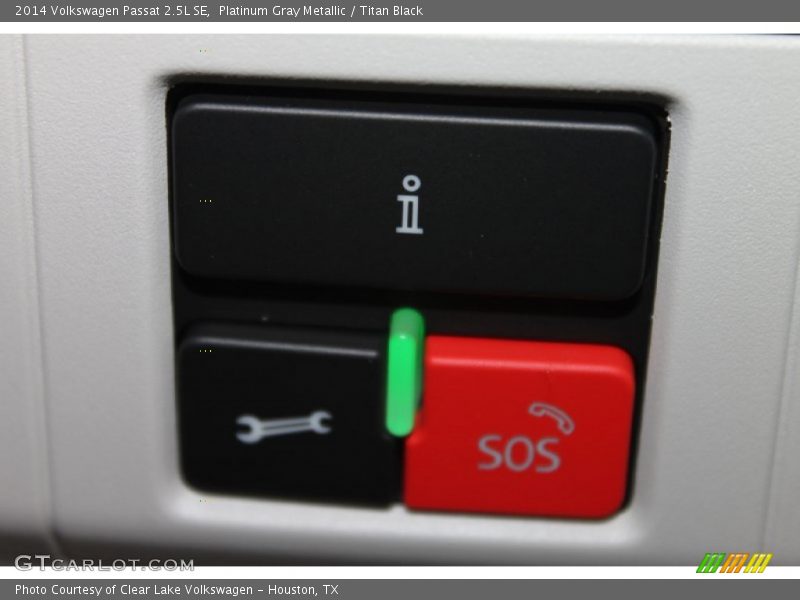 Platinum Gray Metallic / Titan Black 2014 Volkswagen Passat 2.5L SE