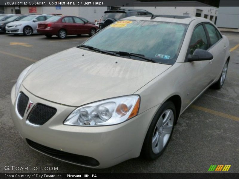 Gold Mist Metallic / Light Taupe 2009 Pontiac G6 Sedan