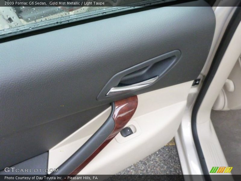 Gold Mist Metallic / Light Taupe 2009 Pontiac G6 Sedan