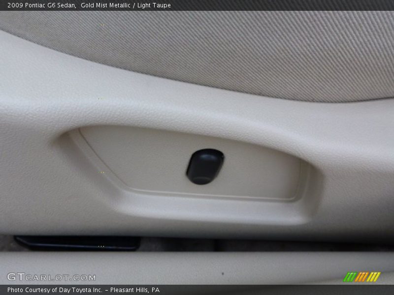 Gold Mist Metallic / Light Taupe 2009 Pontiac G6 Sedan