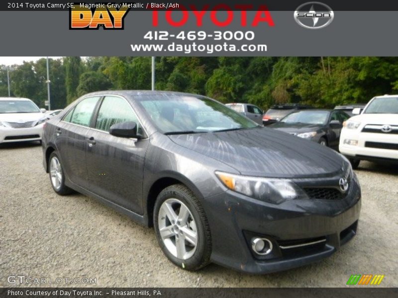 Magnetic Gray Metallic / Black/Ash 2014 Toyota Camry SE