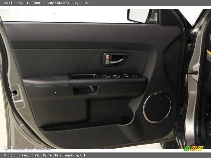 Titanium Gray / Black Soul Logo Cloth 2011 Kia Soul +