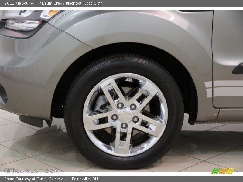Titanium Gray / Black Soul Logo Cloth 2011 Kia Soul +