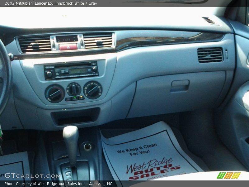 Innsbruck White / Gray 2003 Mitsubishi Lancer ES