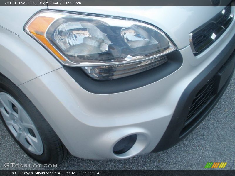Bright Silver / Black Cloth 2013 Kia Soul 1.6