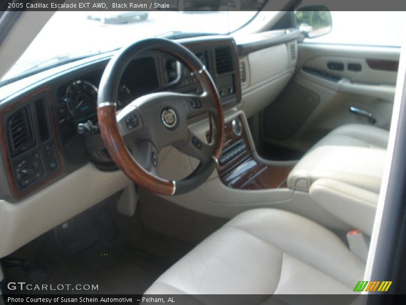 Black Raven / Shale 2005 Cadillac Escalade EXT AWD