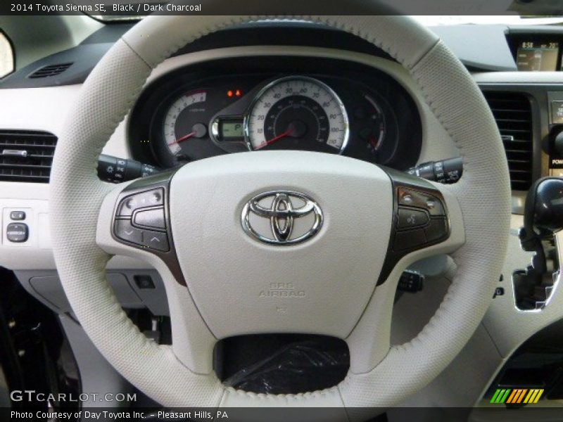 Black / Dark Charcoal 2014 Toyota Sienna SE