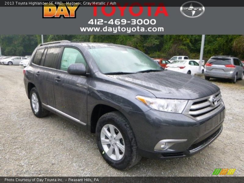 Magnetic Gray Metallic / Ash 2013 Toyota Highlander SE 4WD