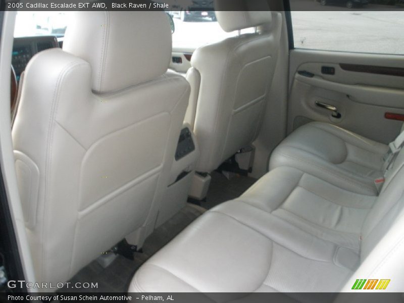Black Raven / Shale 2005 Cadillac Escalade EXT AWD