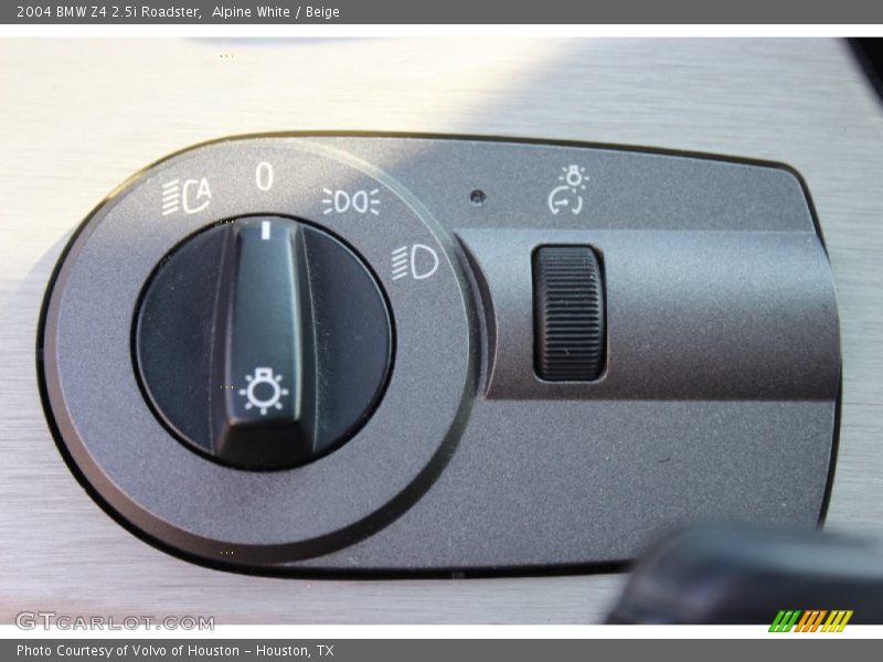 Alpine White / Beige 2004 BMW Z4 2.5i Roadster
