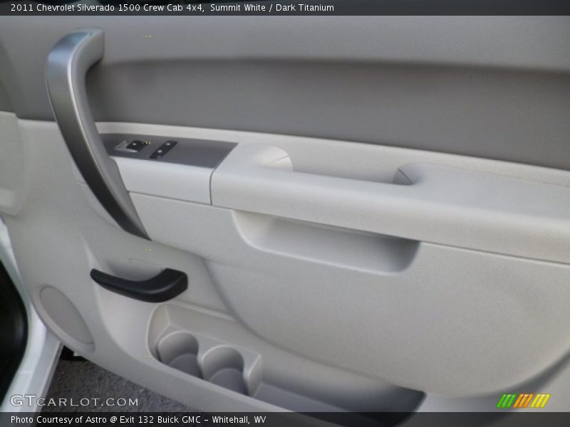 Summit White / Dark Titanium 2011 Chevrolet Silverado 1500 Crew Cab 4x4
