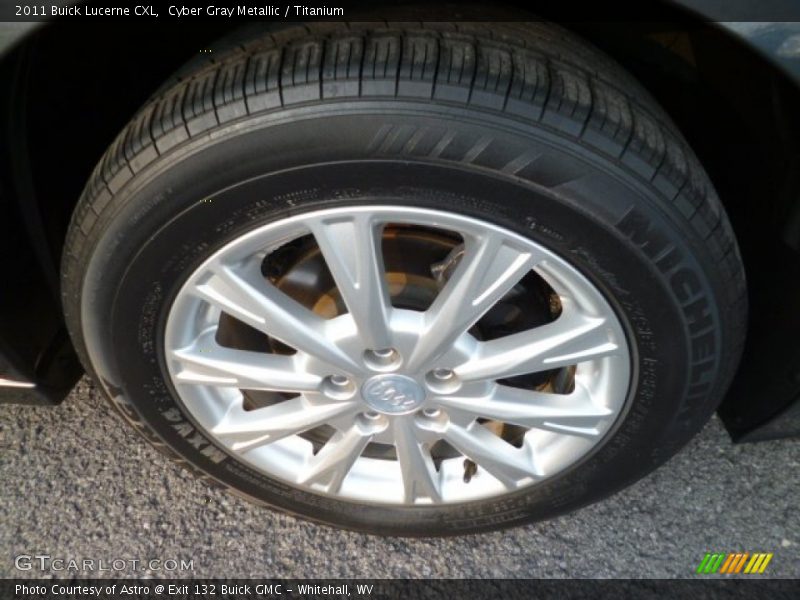 Cyber Gray Metallic / Titanium 2011 Buick Lucerne CXL