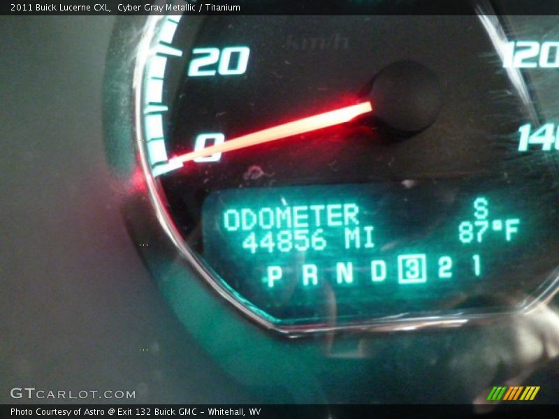Cyber Gray Metallic / Titanium 2011 Buick Lucerne CXL