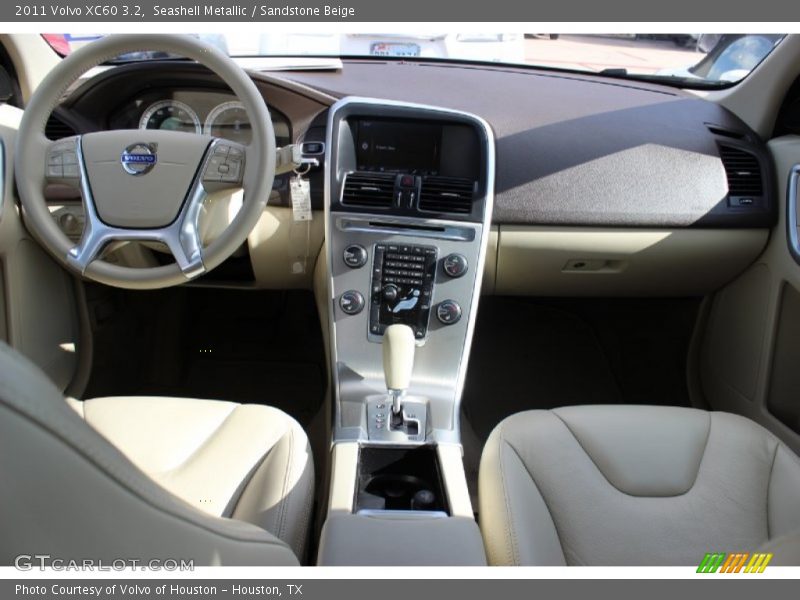 Seashell Metallic / Sandstone Beige 2011 Volvo XC60 3.2