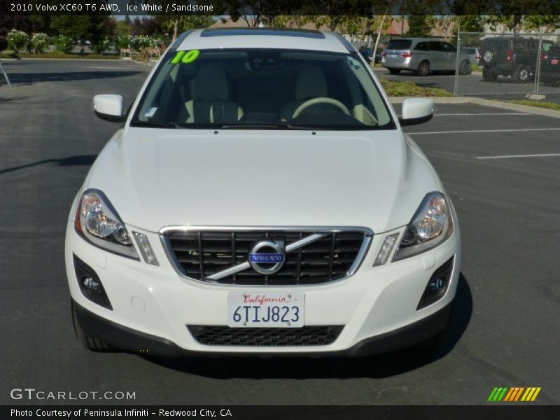Ice White / Sandstone 2010 Volvo XC60 T6 AWD
