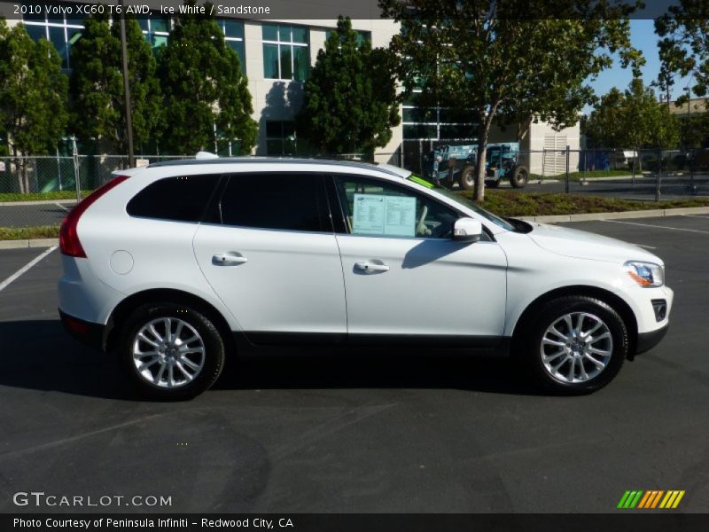 Ice White / Sandstone 2010 Volvo XC60 T6 AWD