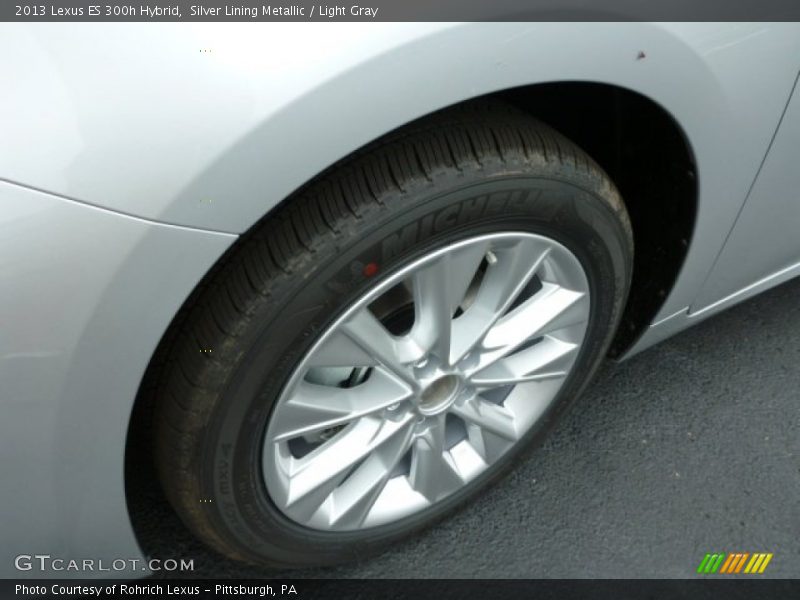 Silver Lining Metallic / Light Gray 2013 Lexus ES 300h Hybrid
