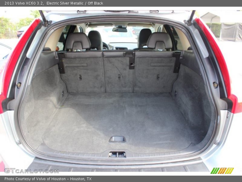 Electric Silver Metallic / Off Black 2013 Volvo XC60 3.2