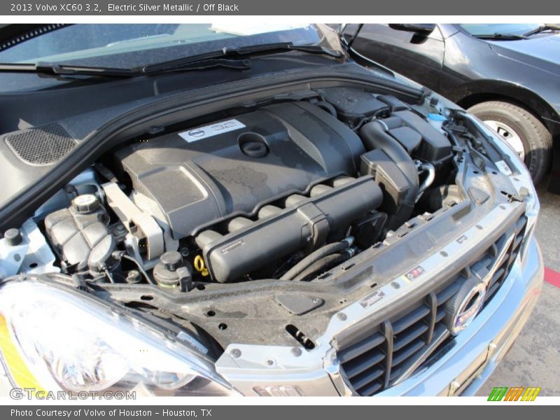 Electric Silver Metallic / Off Black 2013 Volvo XC60 3.2