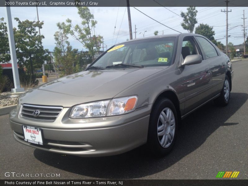 Graphite Gray Pearl / Gray 2000 Toyota Camry LE