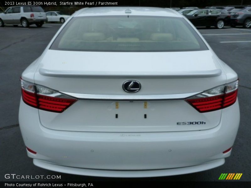 Starfire White Pearl / Parchment 2013 Lexus ES 300h Hybrid
