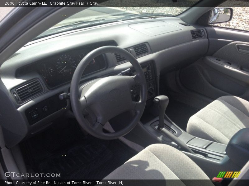Graphite Gray Pearl / Gray 2000 Toyota Camry LE
