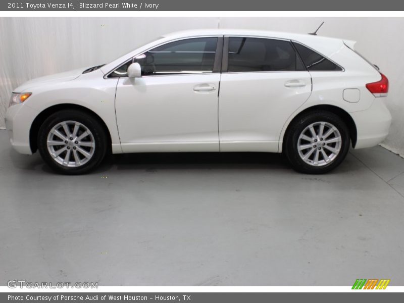 Blizzard Pearl White / Ivory 2011 Toyota Venza I4