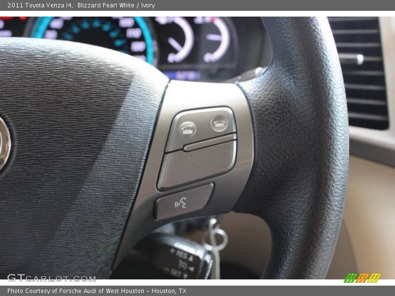 Blizzard Pearl White / Ivory 2011 Toyota Venza I4