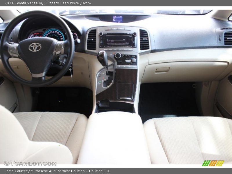 Blizzard Pearl White / Ivory 2011 Toyota Venza I4