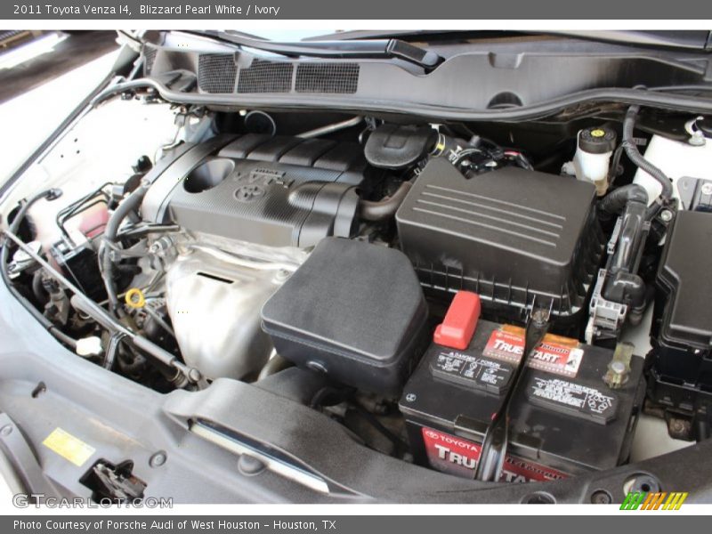 Blizzard Pearl White / Ivory 2011 Toyota Venza I4