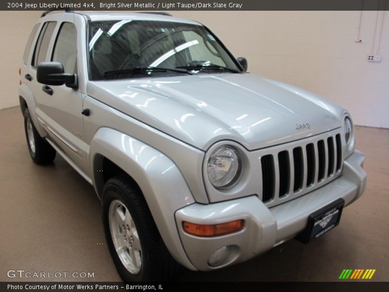 Bright Silver Metallic / Light Taupe/Dark Slate Gray 2004 Jeep Liberty Limited 4x4