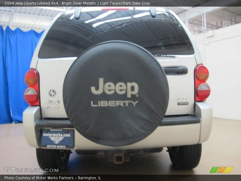 Bright Silver Metallic / Light Taupe/Dark Slate Gray 2004 Jeep Liberty Limited 4x4